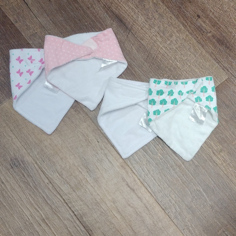 Bibs❤️ - Picture 2 of 2